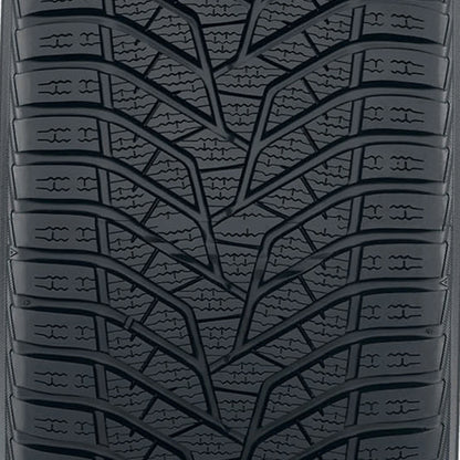 Yokohama BluEarth Winter V905 Winter 255/40R19 100V XL Passenger Tire Fits: 2017 Volkswagen Tiguan Highline, 2016-18 Audi Q3 Technik